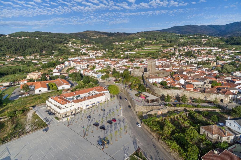 ホテル Novas Direcoes, Lda - Nova Gerencia 2021 Melgaço エクステリア 写真